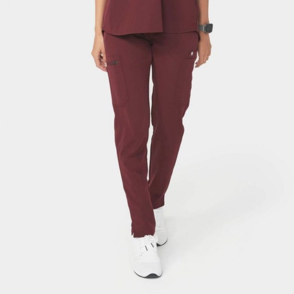 Figs Burgundy scrub pants size large